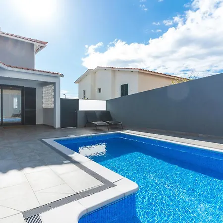 Breeze House 1 By Atlantic קאניקו