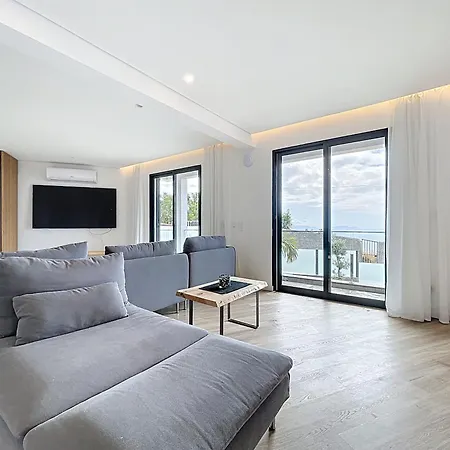 Breeze House 1 By Atlantic Дом отдыха